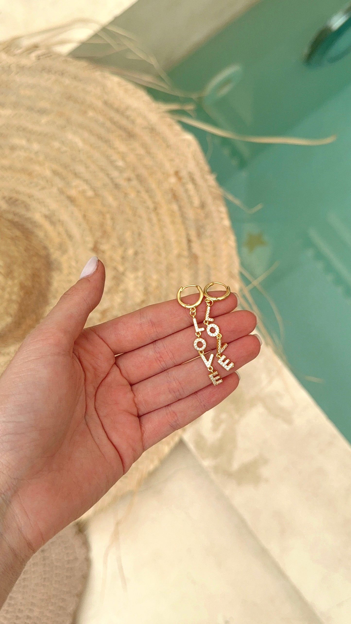 Boucle d’oreille Love