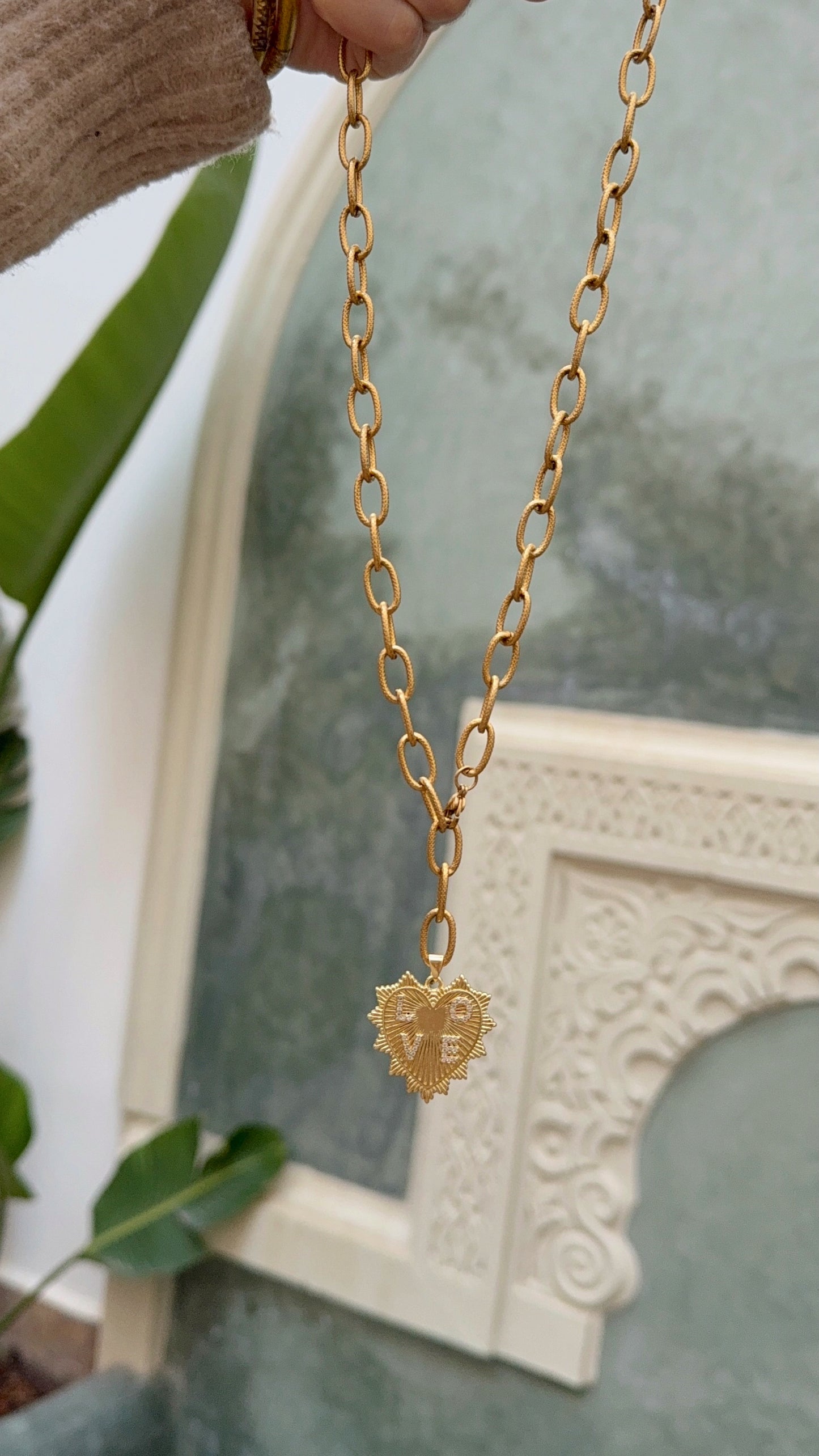 Collier Love