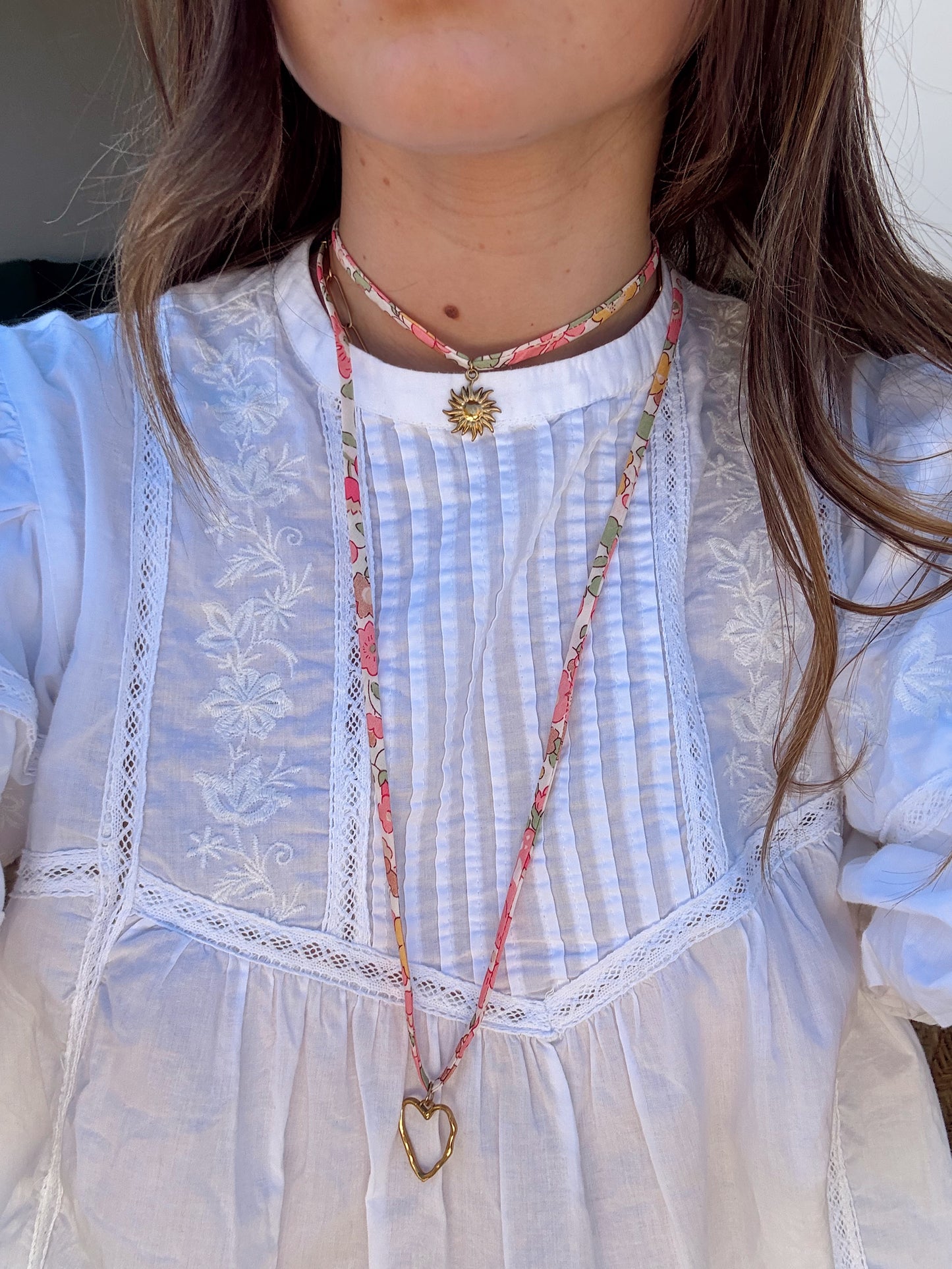 Collier tour de cou Alice